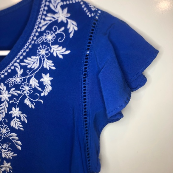 Cute Embroidered Top | Medium - Picture 5 of 9